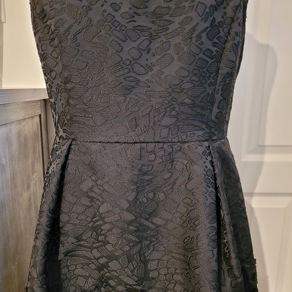 White House Black Market Dress - Picture 3 of 5